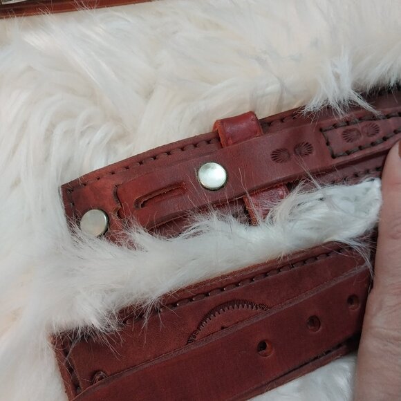 3770 Lot of 4 Un-Finished Leather Belts Tooled New With no Buckles. - Picture 6 of 15